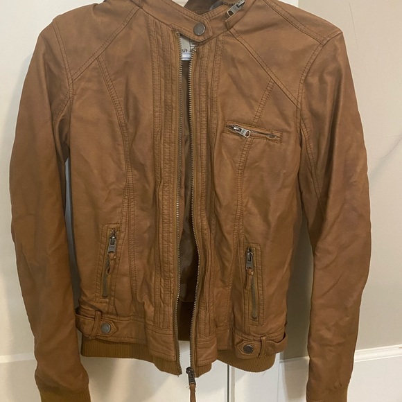 Brown leather jacket with original tag - Picture 1 of 4